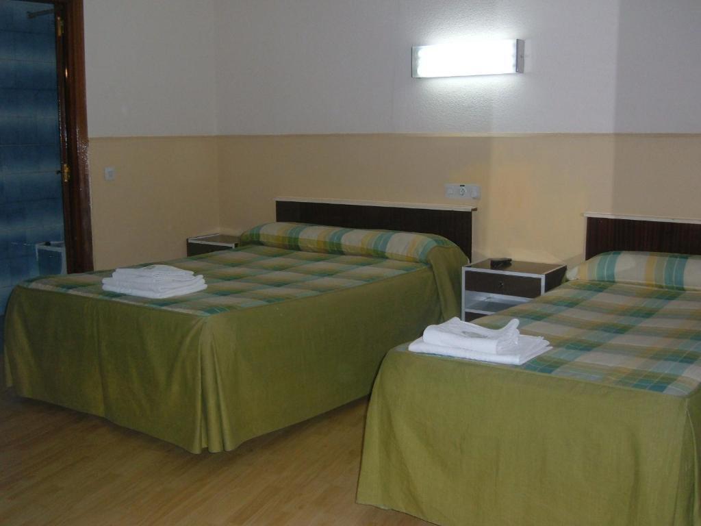 Hostal Olga Madrid Kamer foto