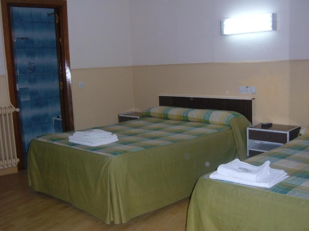 Hostal Olga Madrid Kamer foto