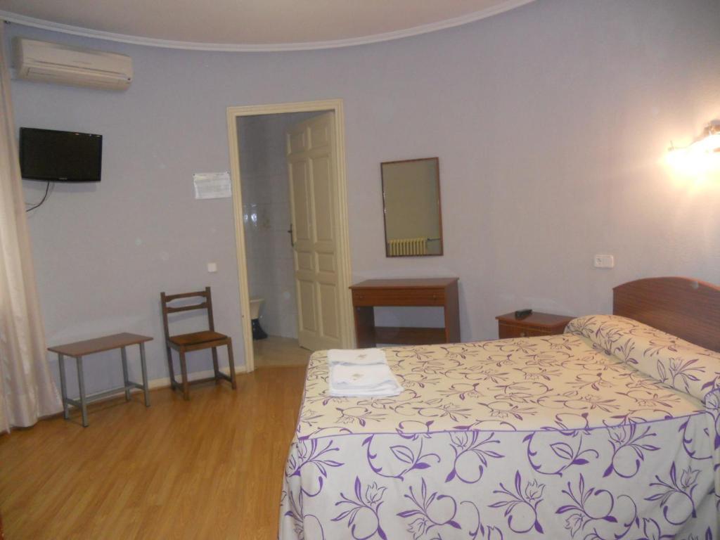 Hostal Olga Madrid Kamer foto