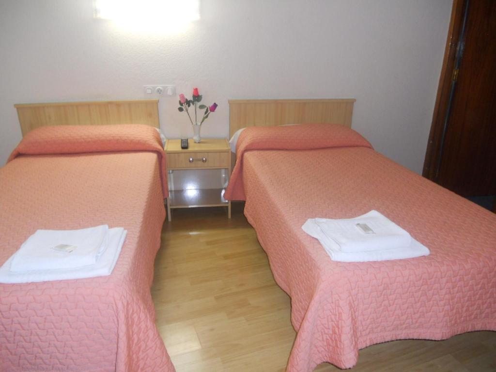 Hostal Olga Madrid Kamer foto