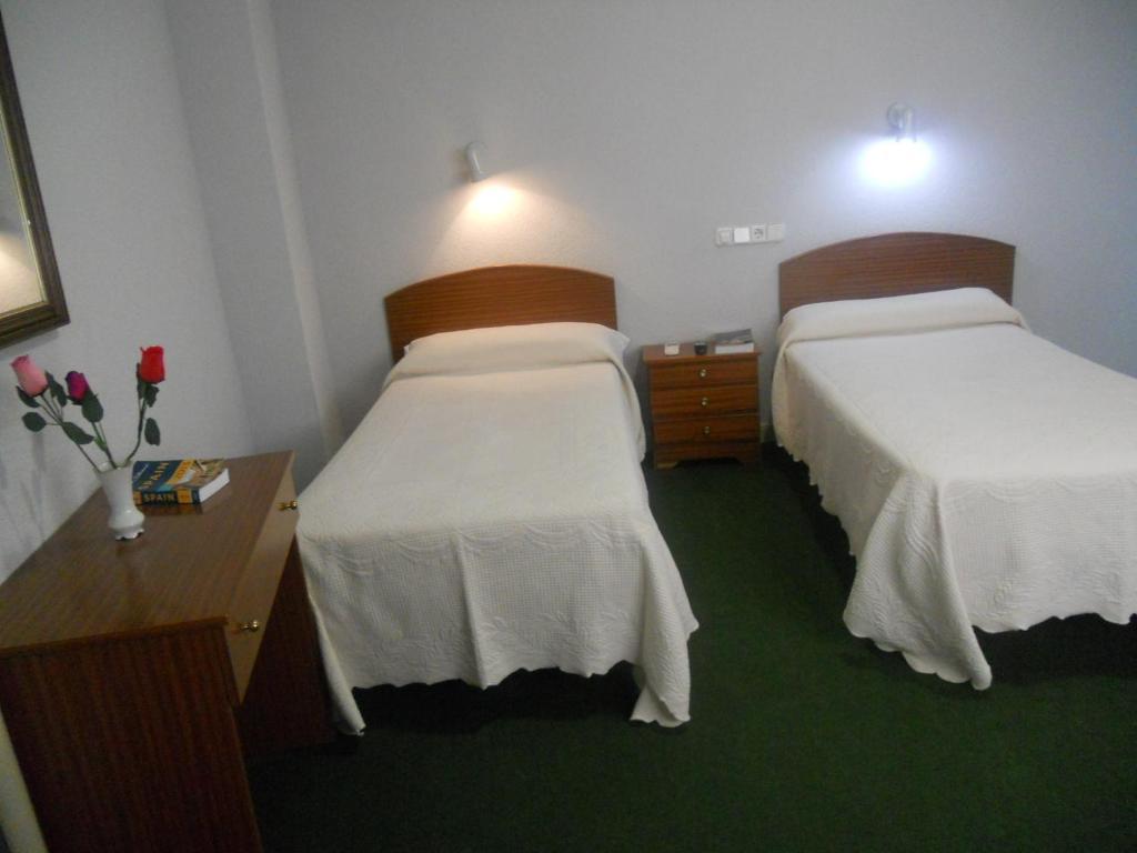 Hostal Olga Madrid Kamer foto