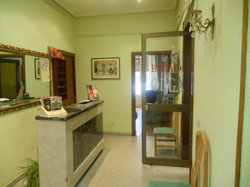 Hostal Olga Madrid Buitenkant foto