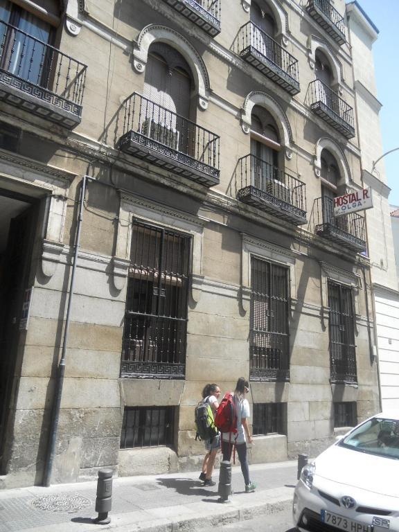 Hostal Olga Madrid Buitenkant foto