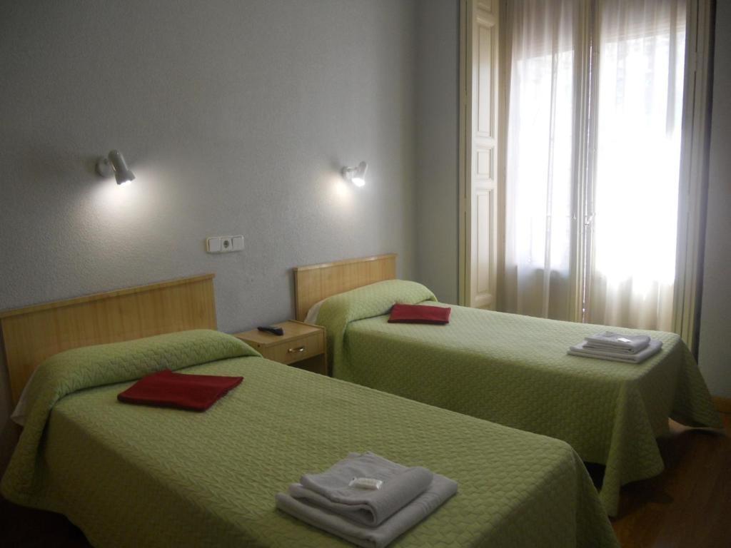 Hostal Olga Madrid Kamer foto