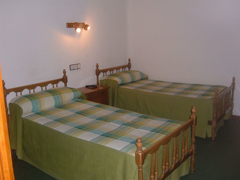 Hostal Olga Madrid Buitenkant foto